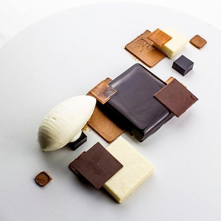 Chateau D'Origny, Chambres D'Hotes Et Restaurant Gastronomique Ouches Eksteriør bilde